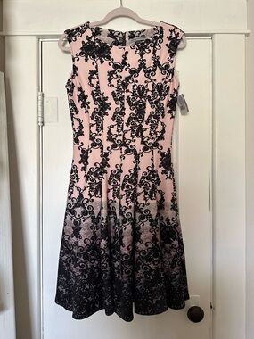 Sleeveless Pink & Black Patterned Fit-and-Flare Dress Dani and Nicole sz 10 nwt